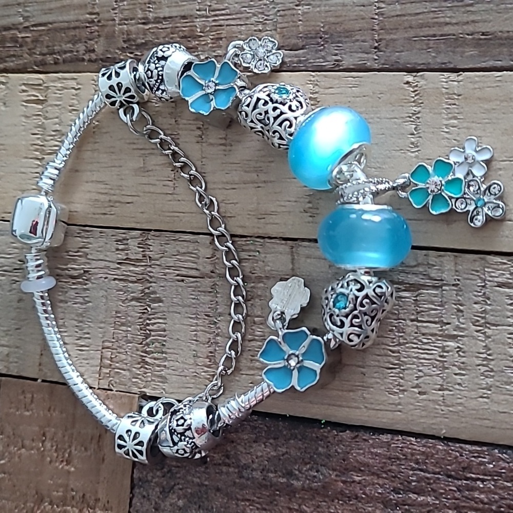Bundle Deal - Aqua Love bracelet+ Charms